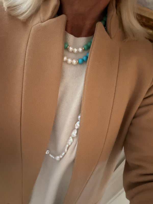 The Long Pearl Necklace