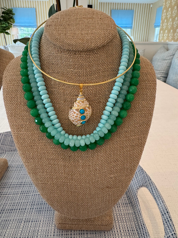 Conch Shell with Turquoise
